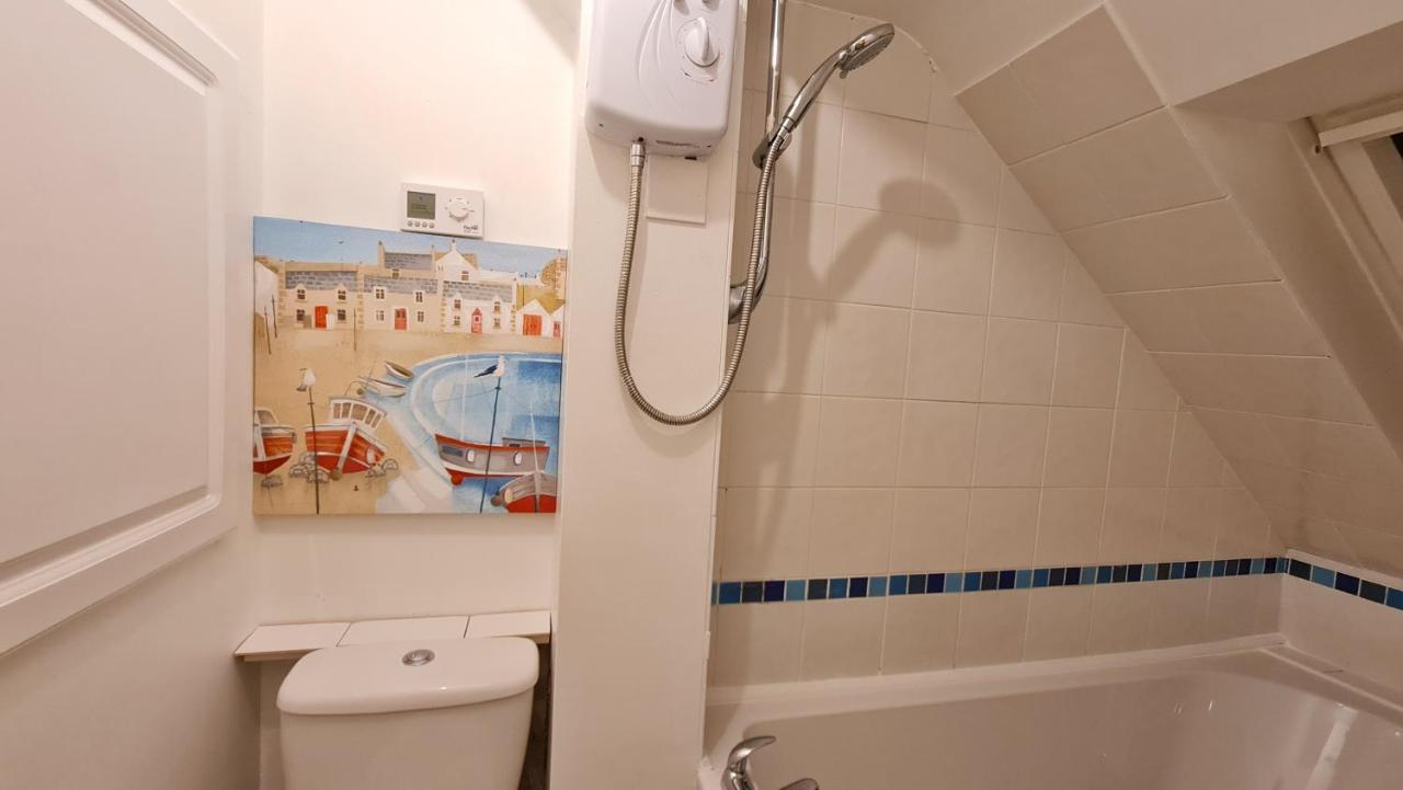 Grace Apartments - Living Stream 1 Ашфорд Экстерьер фото